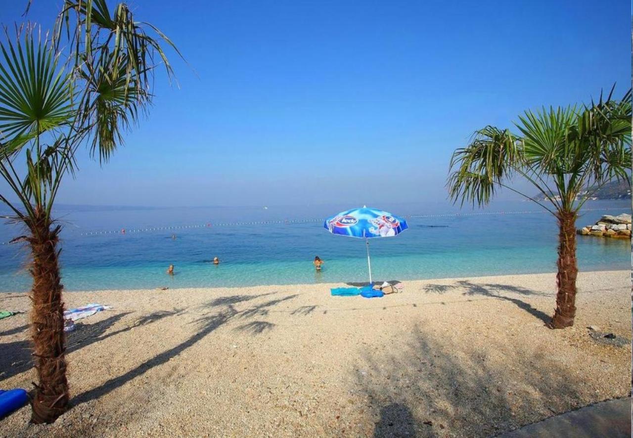 Beach Relax Dugi Rat Bagian luar foto